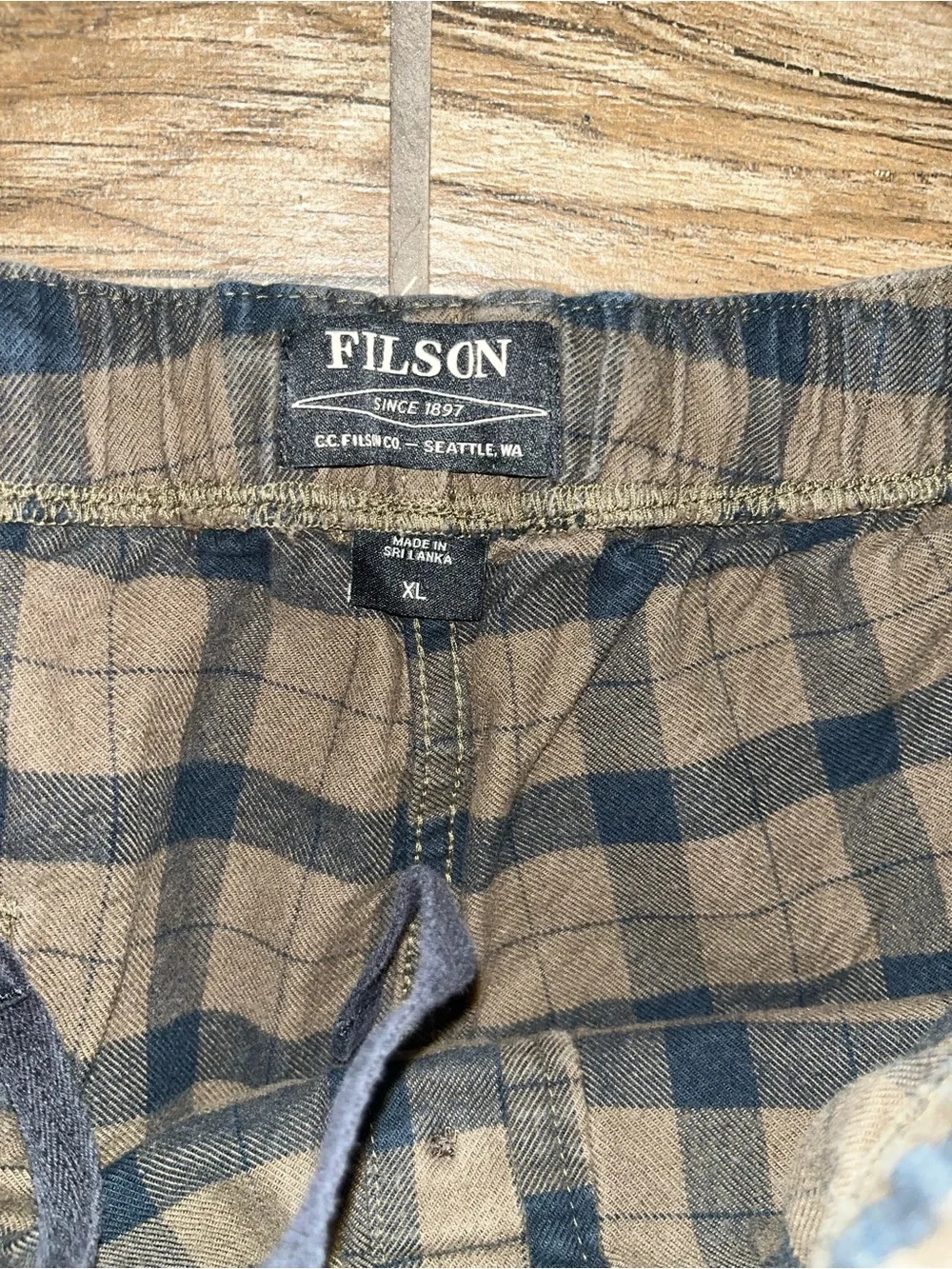 Filson Alaskan Guide plaid lounge pants